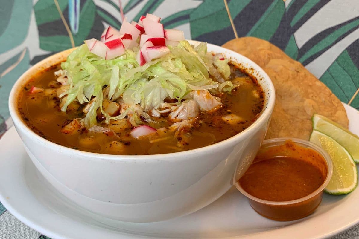 Soupe Pozole du Mexique + Boisson