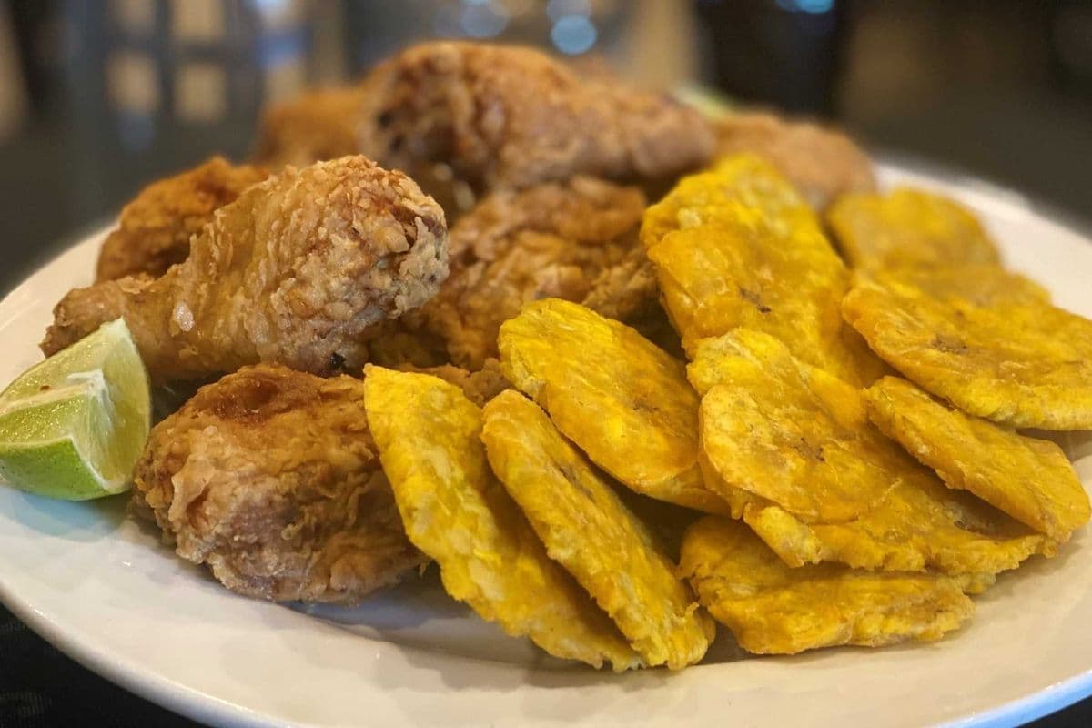 Option #1 Dominican Fried Chicken / Pica Pollo