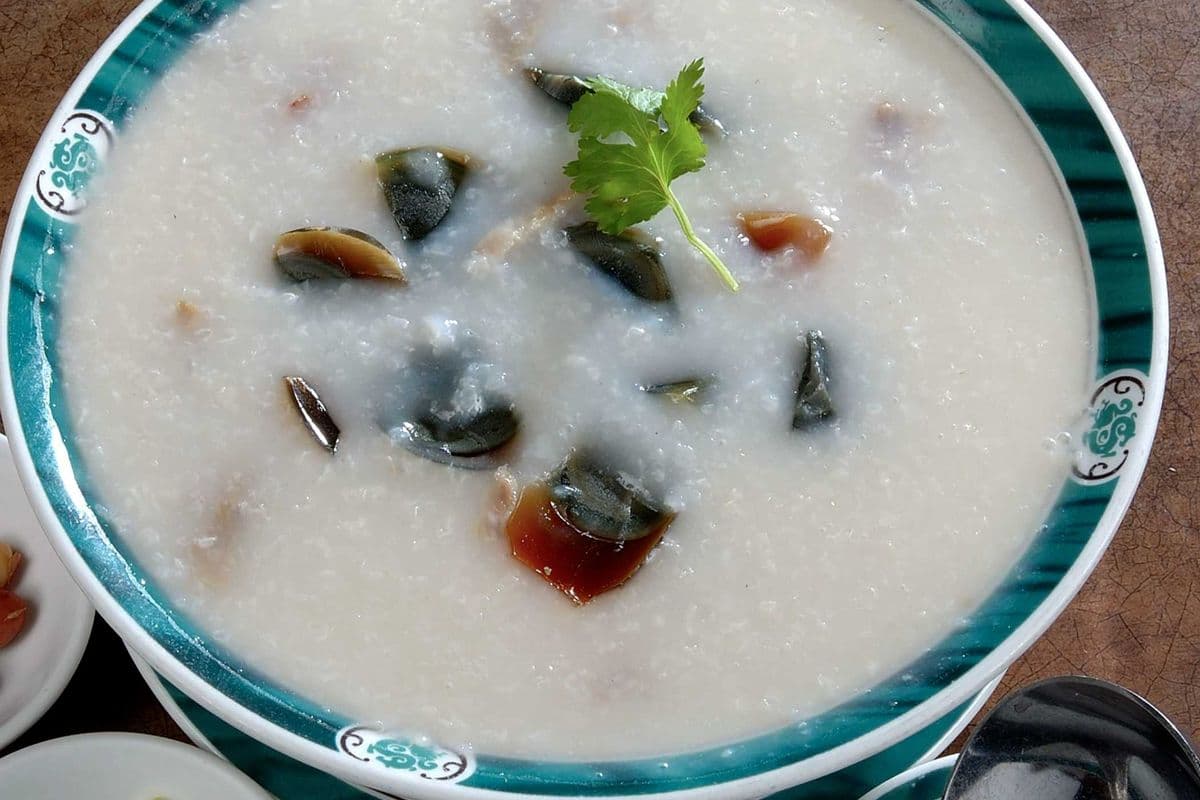 574. Preserved Egg and Lean Pork Congee
