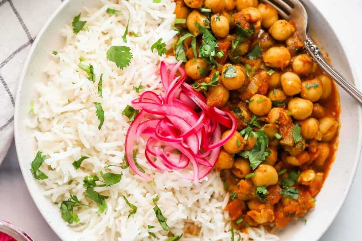Chana Curry Rice Bowl