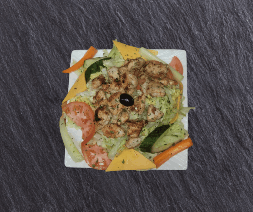 Salade du chef avec poulet grillé - 7 po