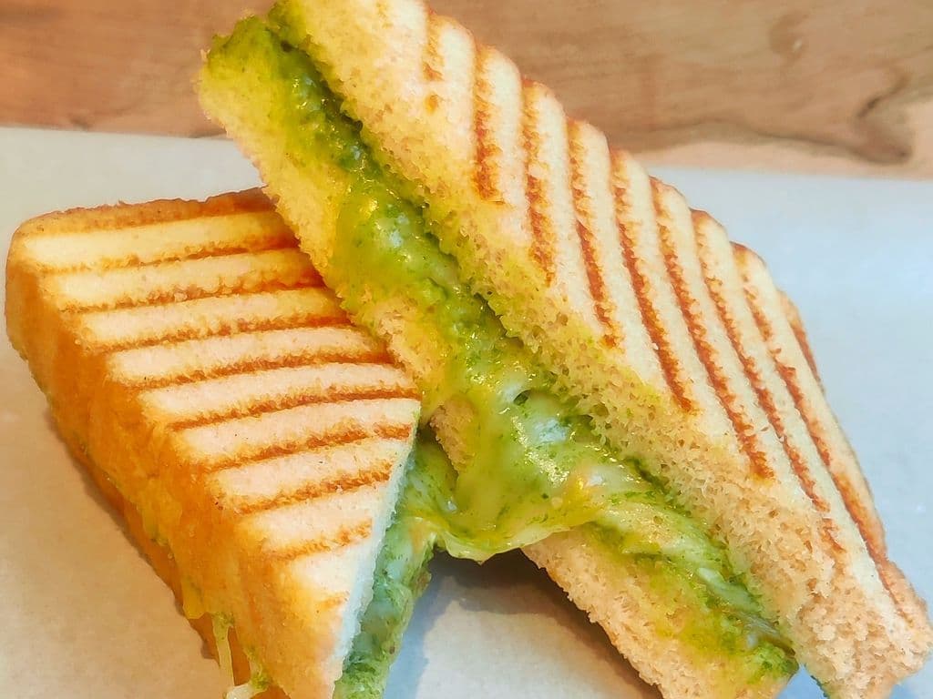 Chutney Cheese Sandwich