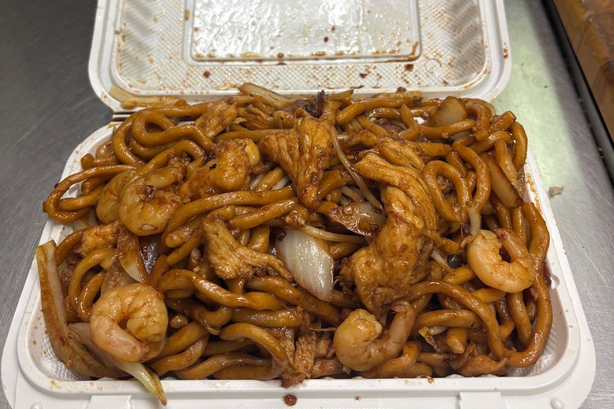 N2. Shanghai Noodles with Chicken, BBQ Pork, Shrimp, and Szechuan Sauce.
