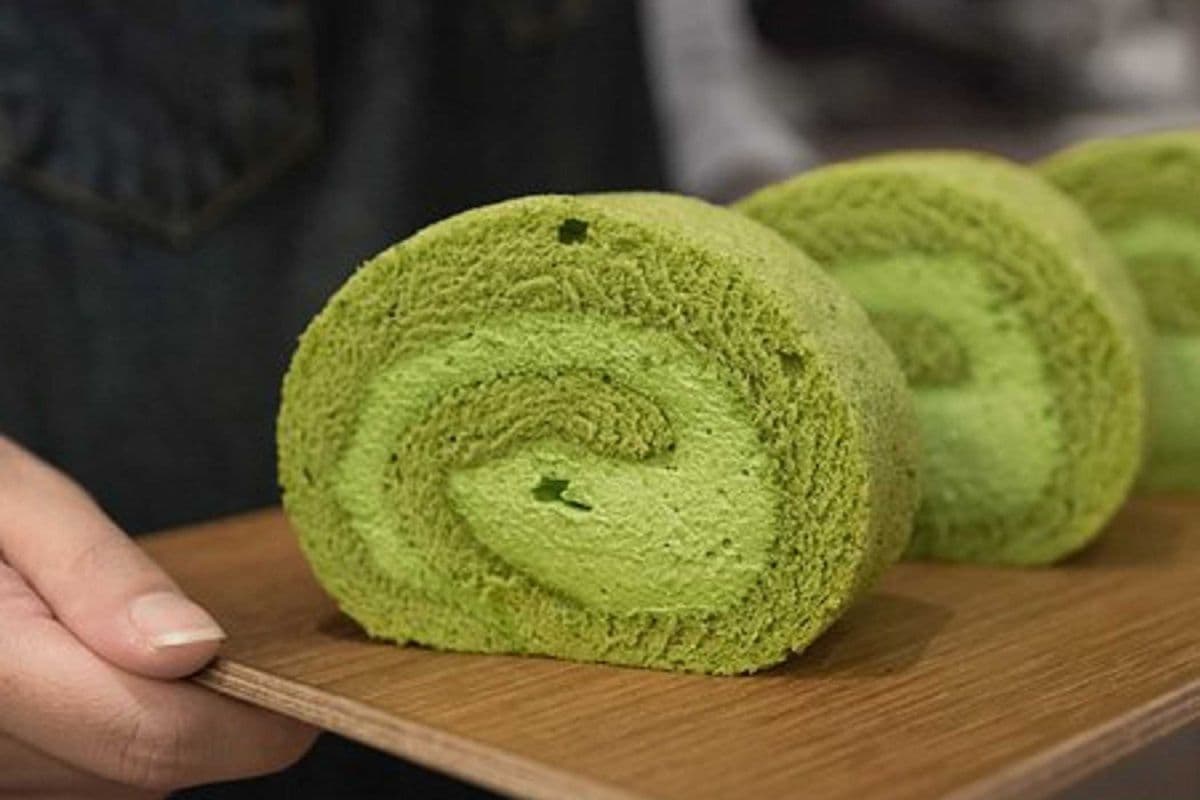 Matcha Roll (2 pcs)