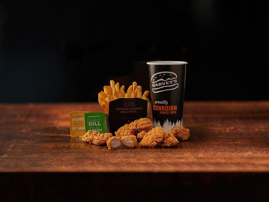 Chicken Nuggets (8) Combo