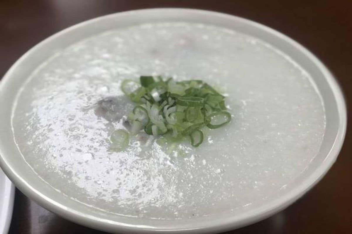 A10. Sliced Fish Congee 新鲜立鱼片粥