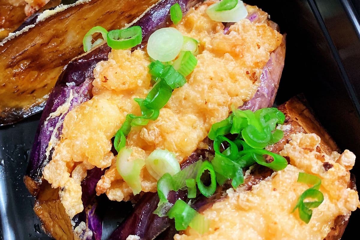 D50. Pan-Fried Eggplant Stuffed with Minced Shrimp