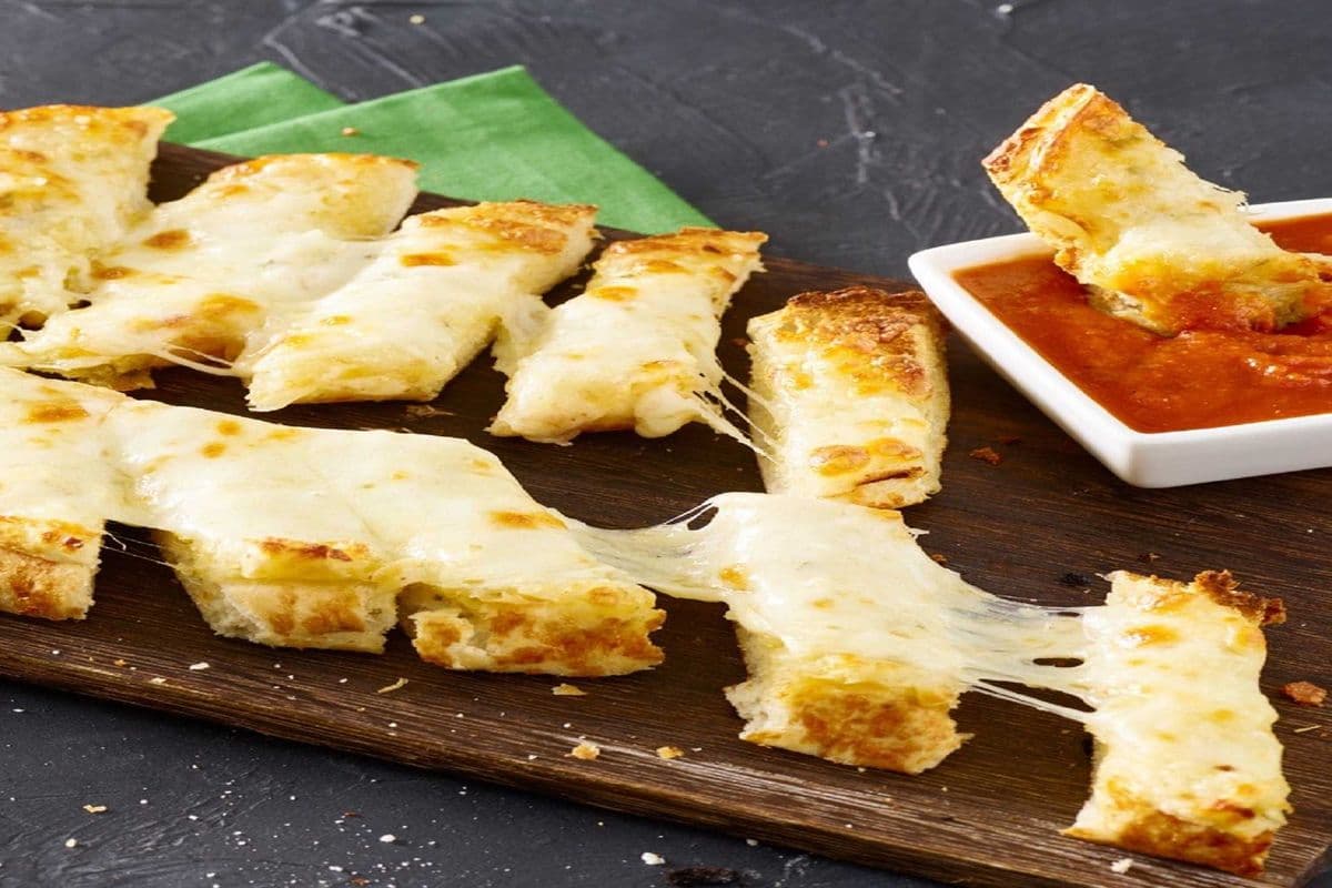 Rosemary Parmesan Cheesy Garlic Bread