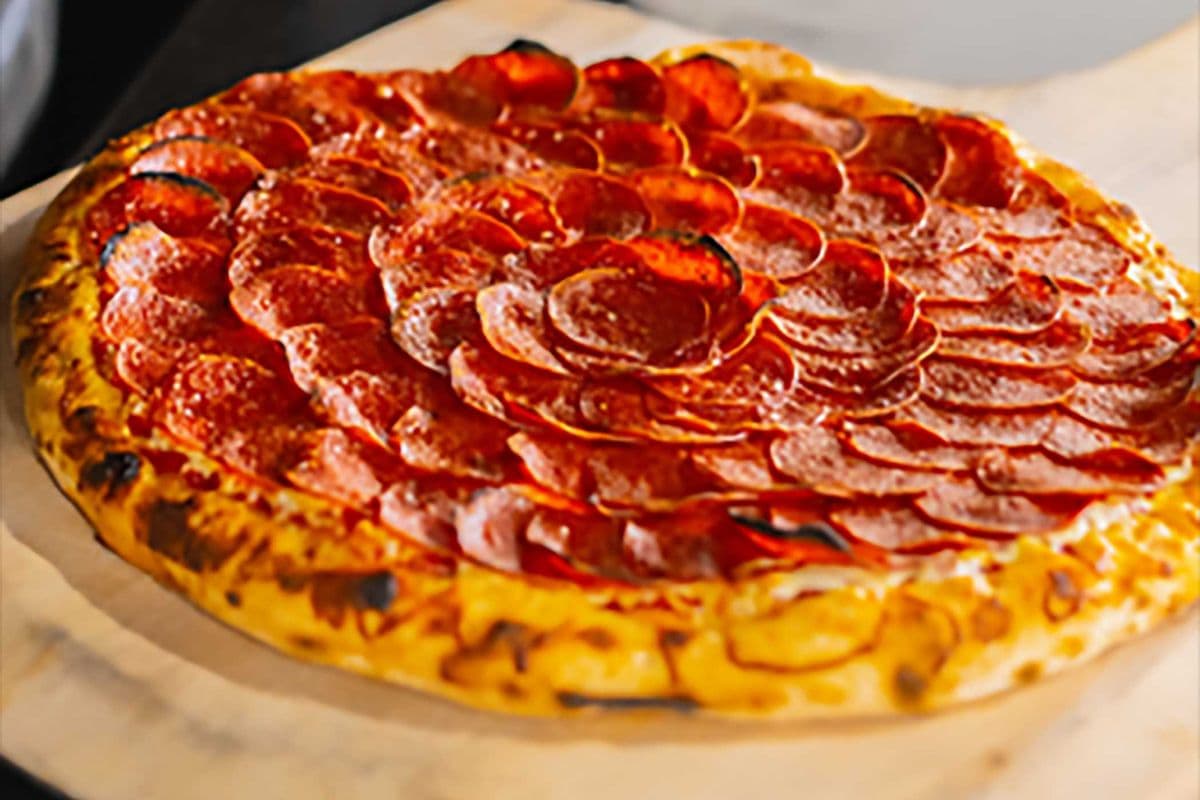 16" Pepperoni Lovers (12 slices)