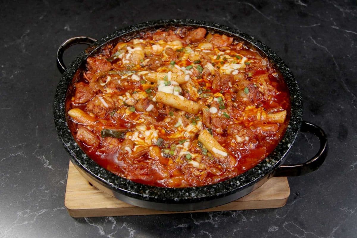 Dak Kalbi Spicy Stir - Fried Chicken
