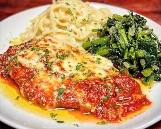 Chicken Parmigiana Entree