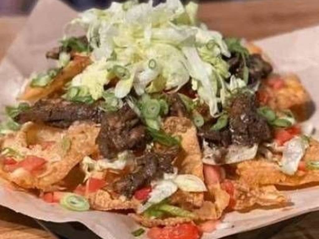 Jerk Chicken Wonton Nachos
