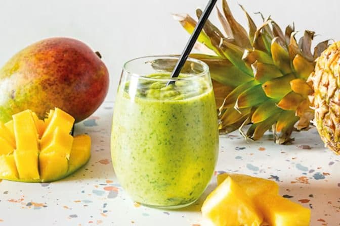Smoothie fruits tropicaux et épinards / Tropical Fruit and Spinach Smoothie