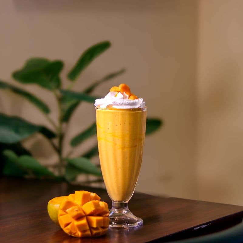 Mango Shake / Mango Shake