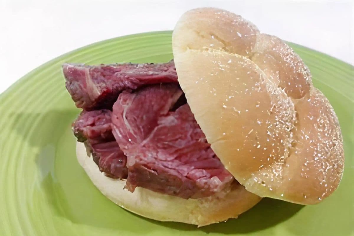 Corned Beef on a Kaiser
