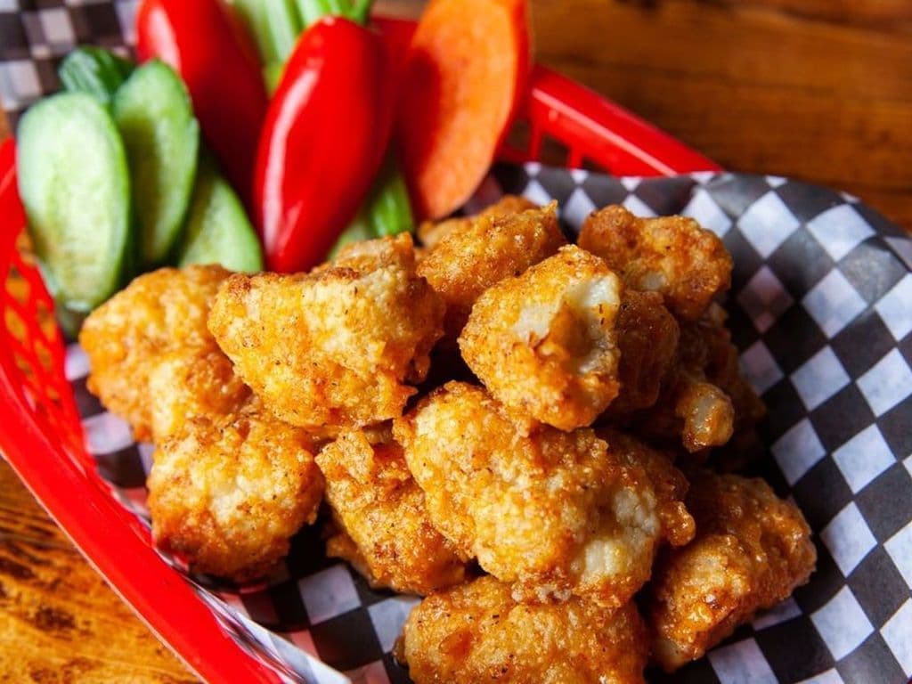 Buttermilk Fried Cauliflower Wings (V)