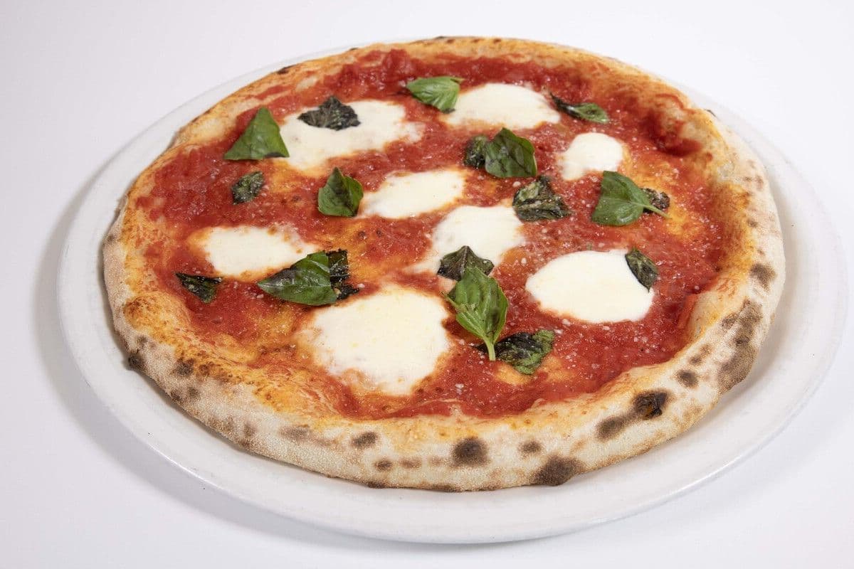 15" Grande Margherita Pizza