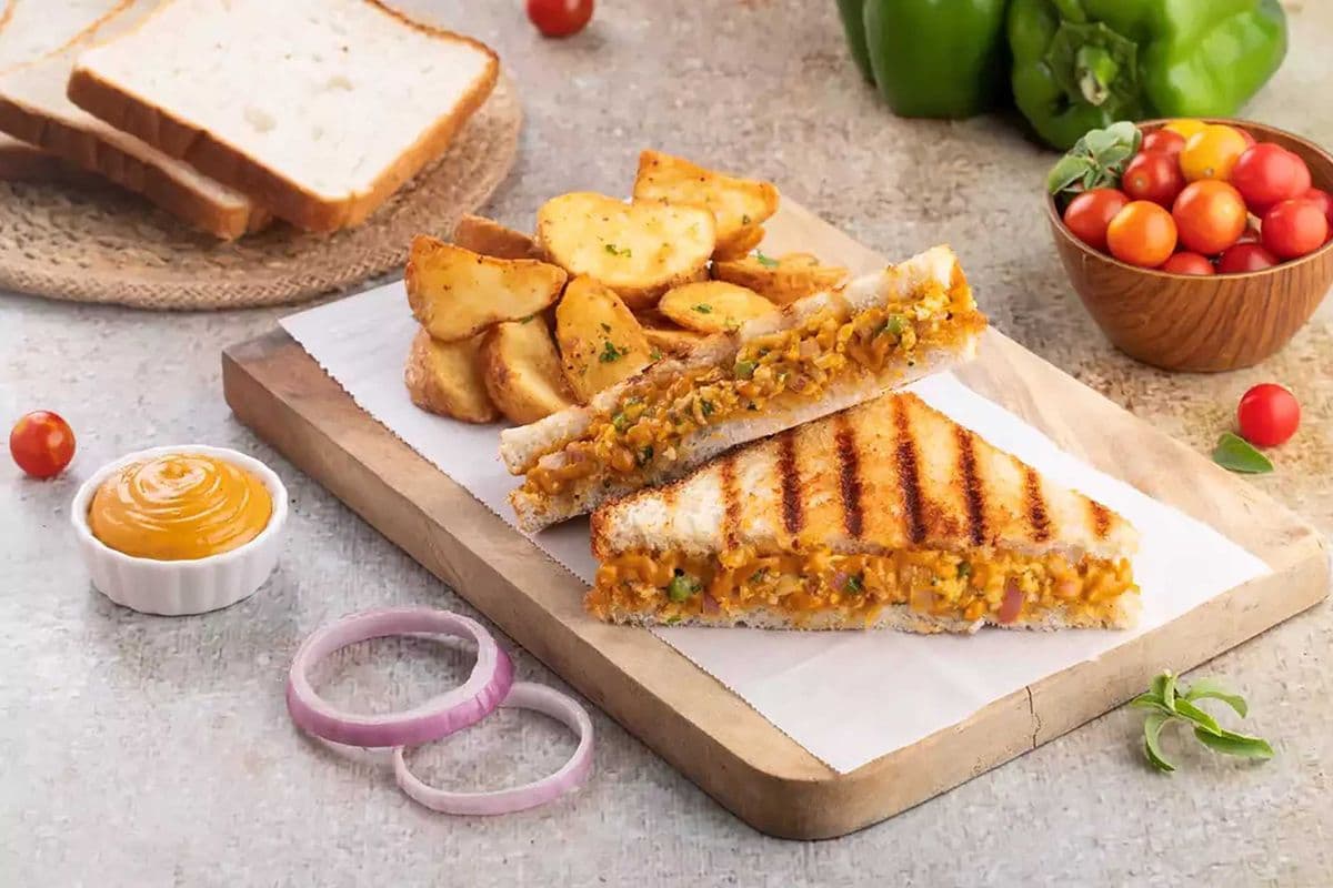 Tandoori Paneer Sandwich Grill