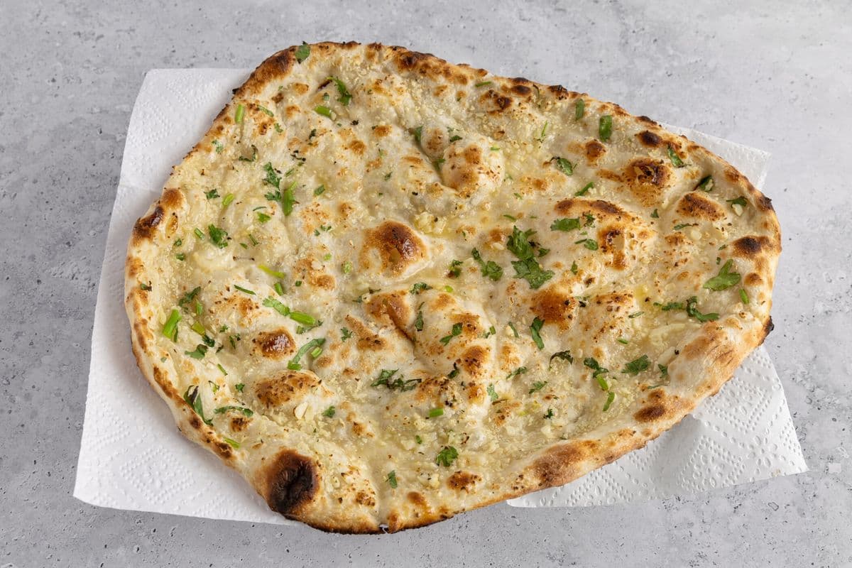Garlic Naan Makhni