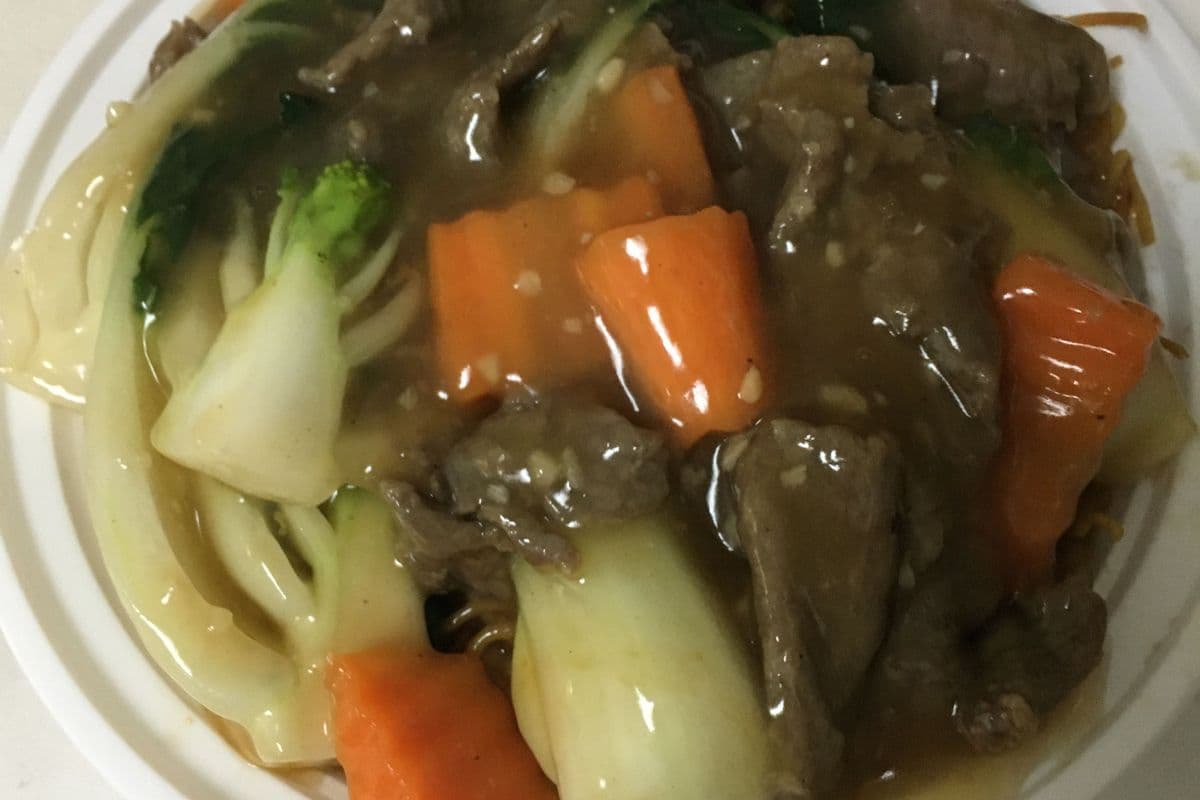 Beef with Bok Choy Crispy Chow Mein时才牛炒面