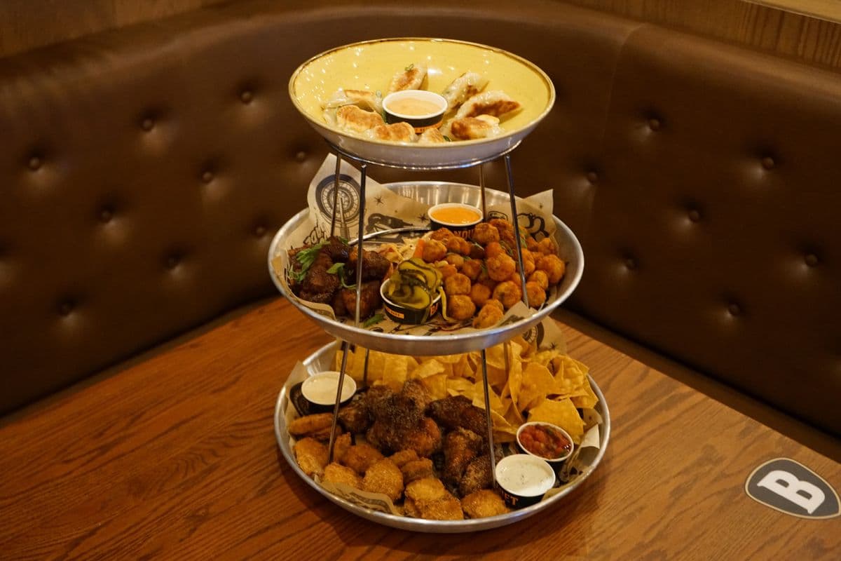 Big Banquet Tower