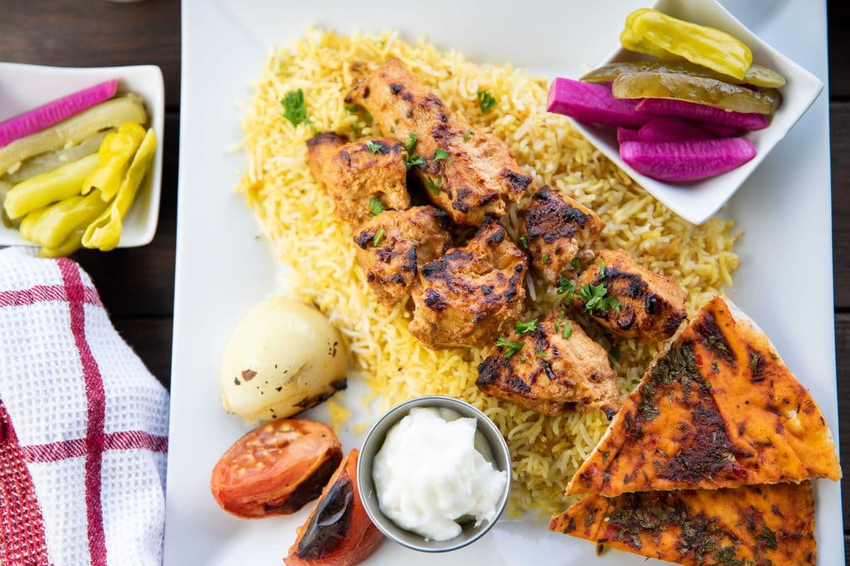 Shish Tawook (2 Skewers)