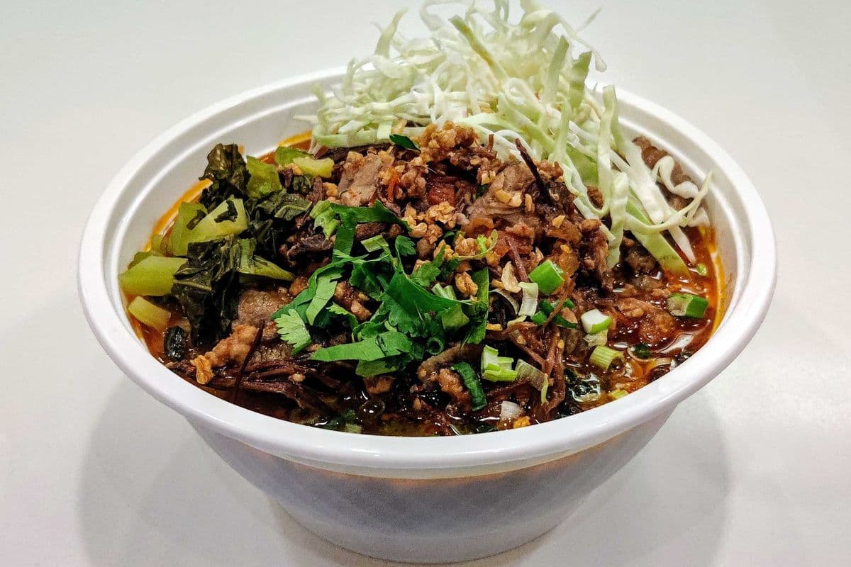 N13. Nam Ngiao - Northern Thai Pork Bone Curry w/ Rice Vermicelli