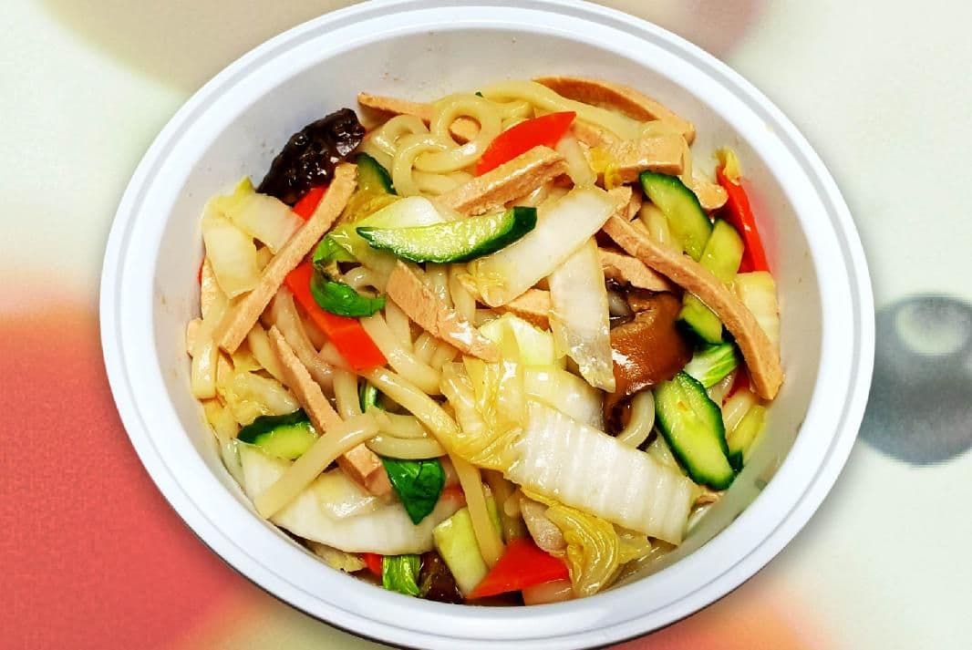 Vegetarian Stir Fried Udon / 素炒烏冬