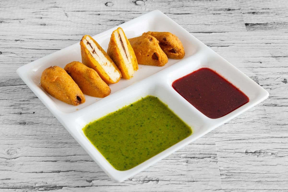 Paneer Pakoda - 1 pc