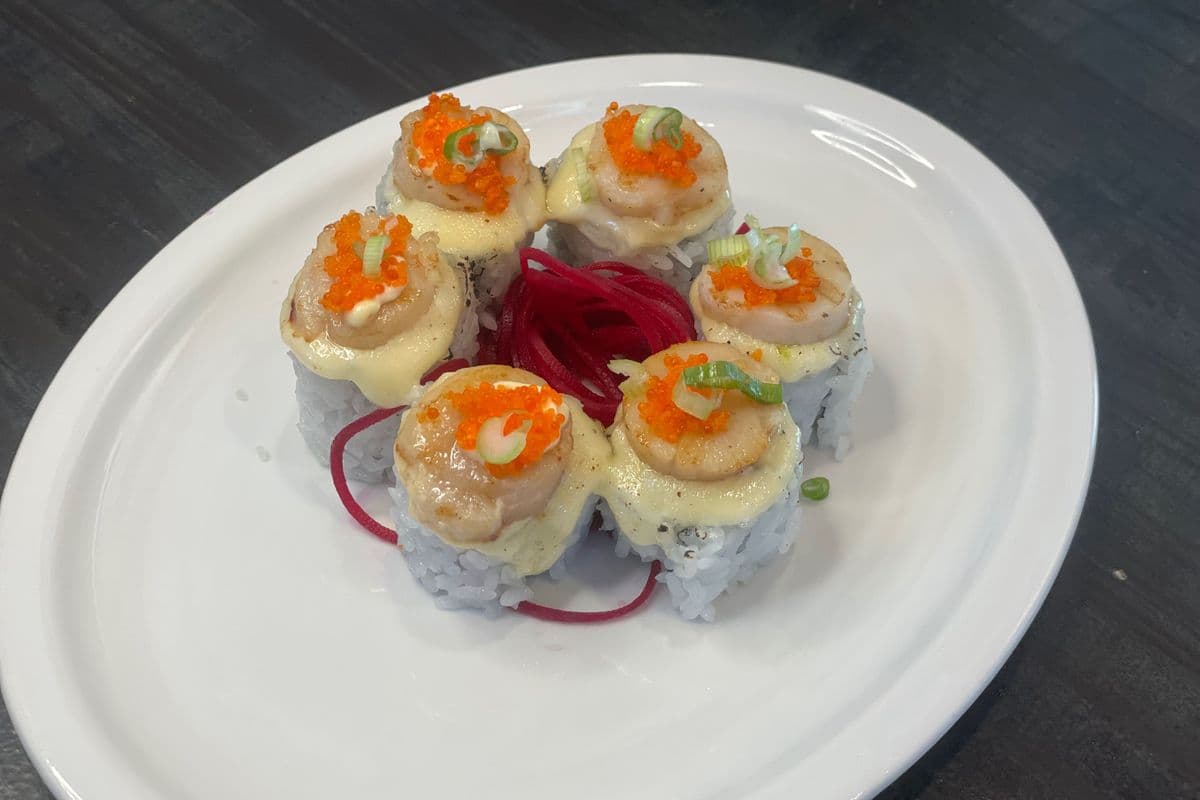 Grilled Scallop Roll
