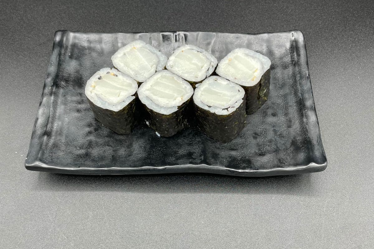 407. Cuttlefish (Ika) Hosomaki (6 pcs)