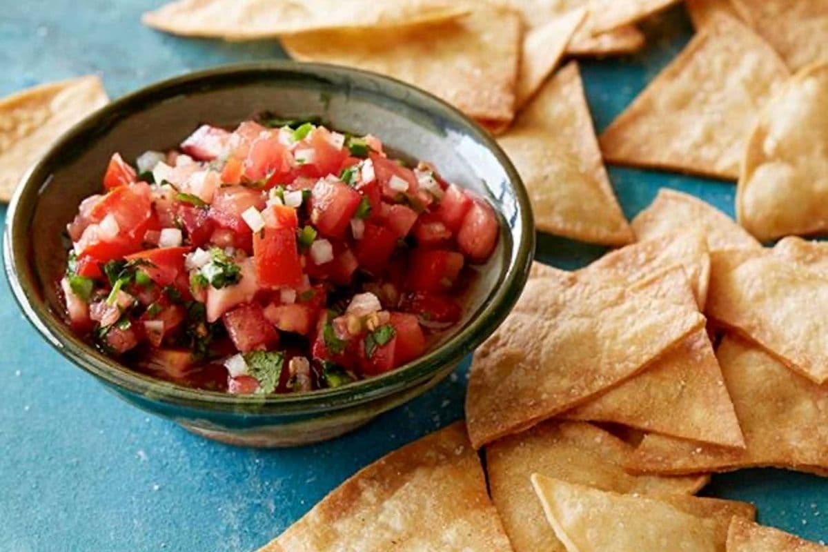Corn Chips and Salsa