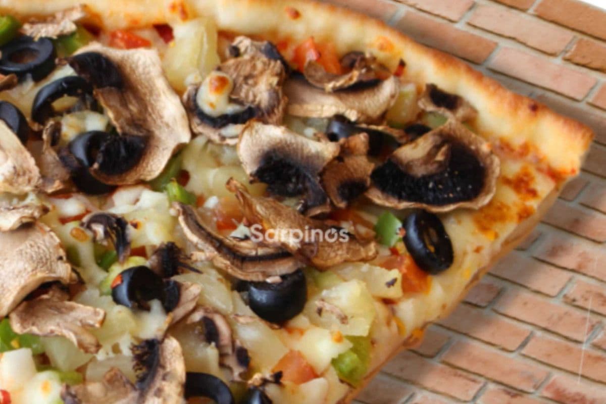 14" Vegetarian's Dream Pizza (Large (14"))