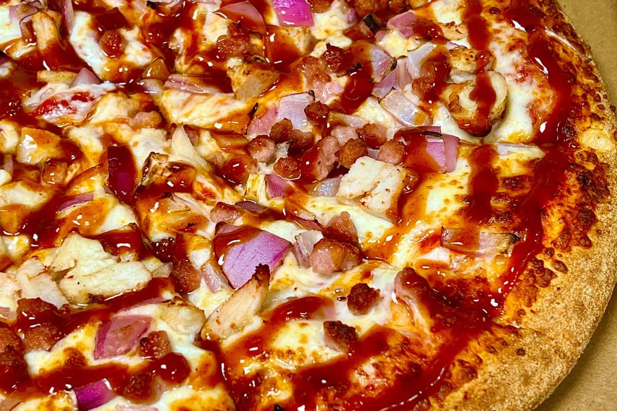 16" X-Large BBQ Chicken Pizza