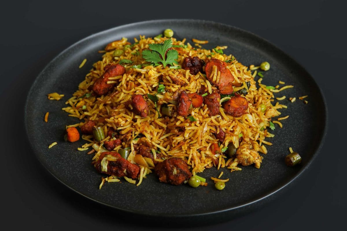 Manchurian Mixed Fried Rice (Egg+Chicken+Shrimp)