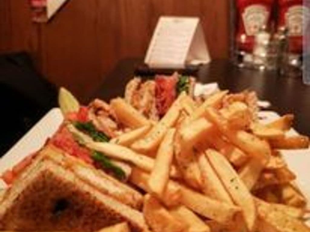 BREADED CHICKEN club