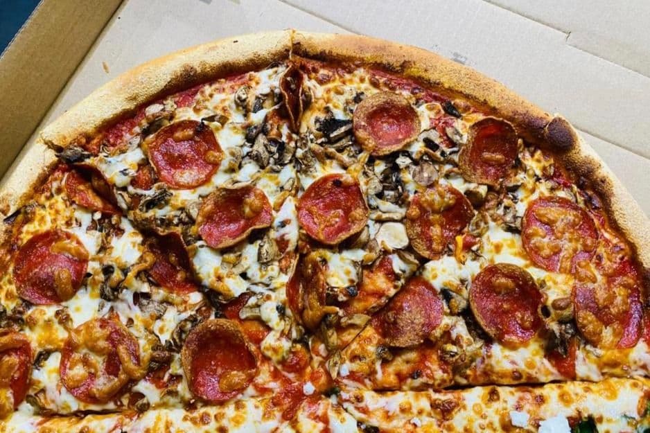 Pepperoni Mushroom Classic Pizza