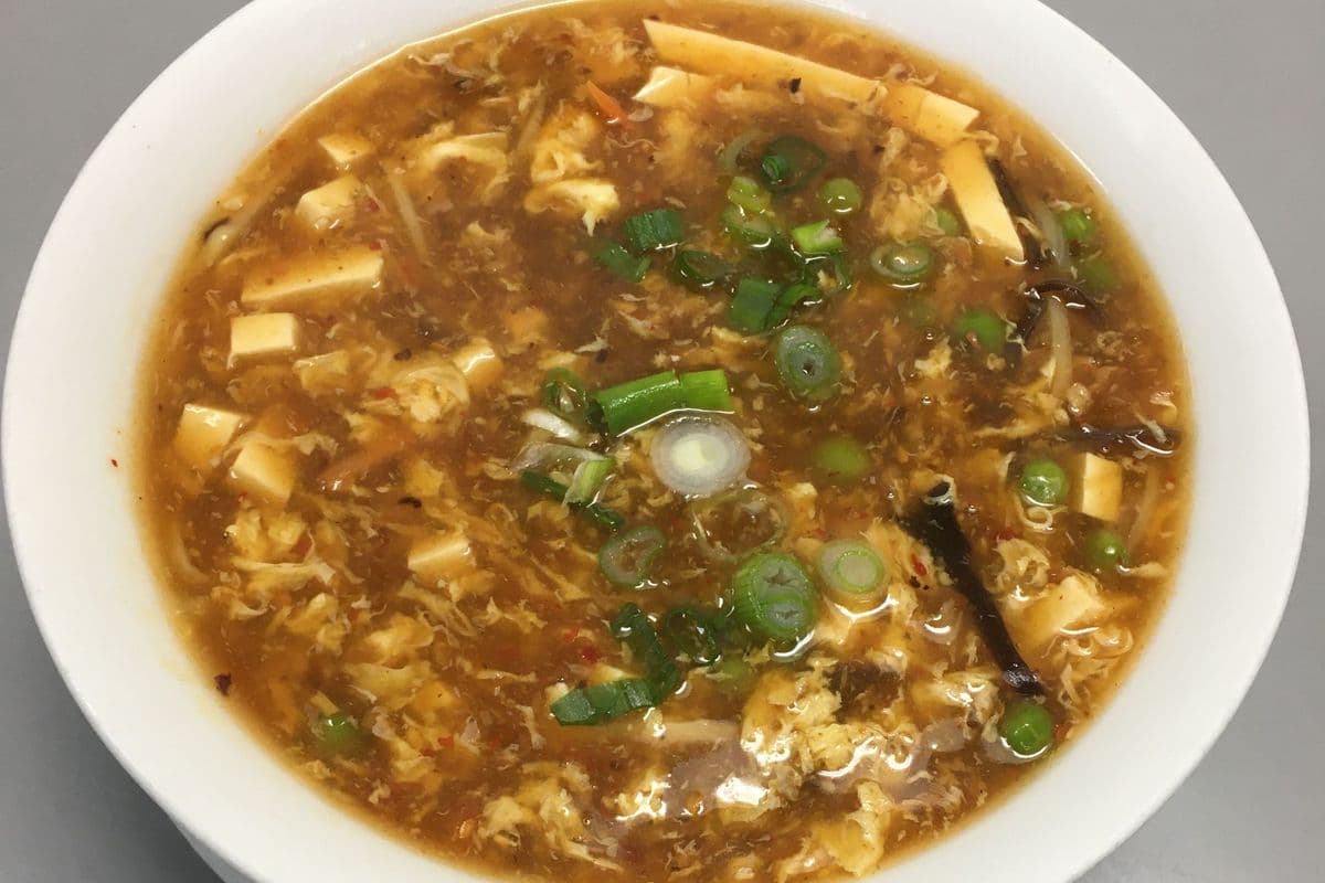 Hot-and-Sour Soup with Pork酸辣汤