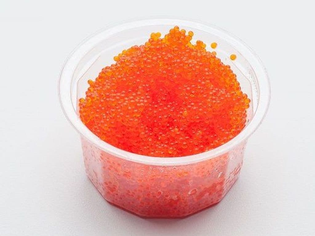 Tobiko caviar in cup