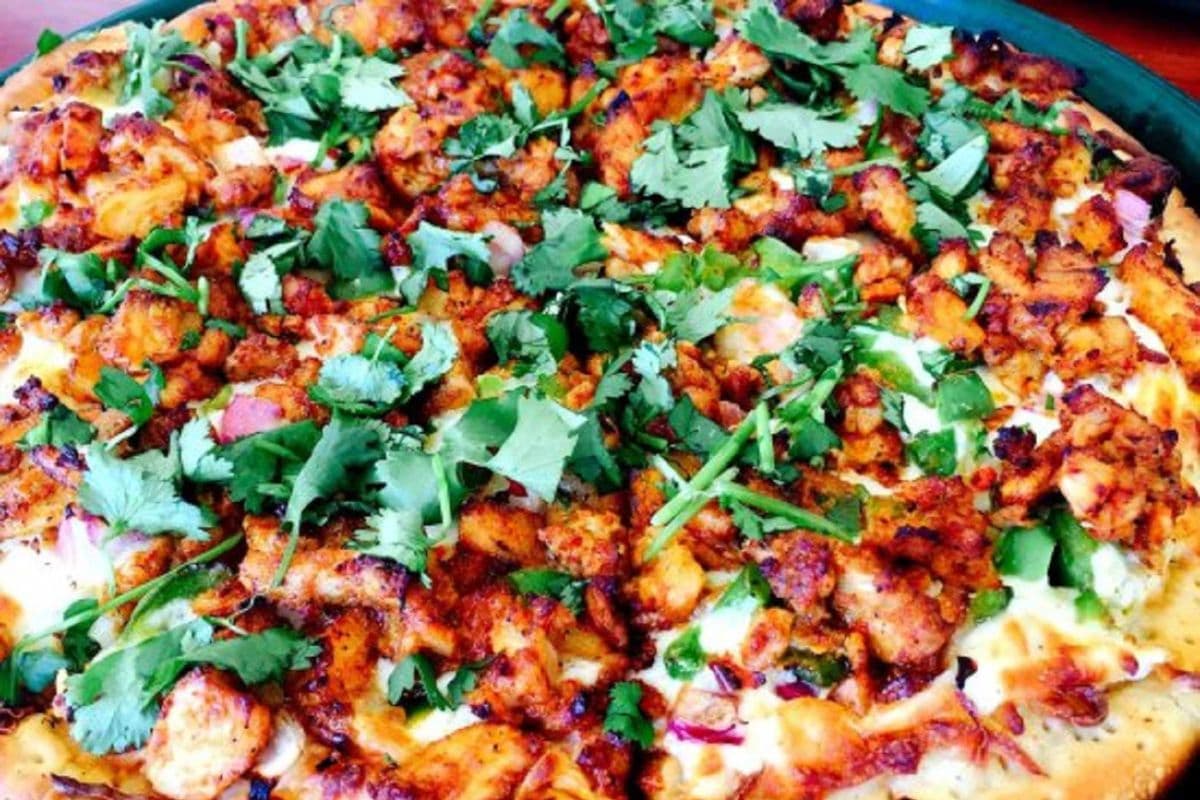 Tandoori Chicken Pizza