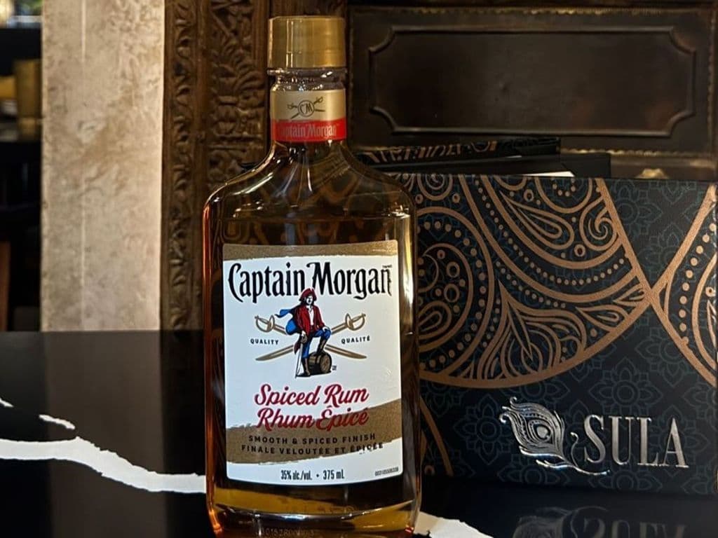 Captain Morgan Spiced Rum (375 ml)