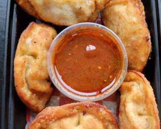Paneer Veggie Momos (7 PCS)