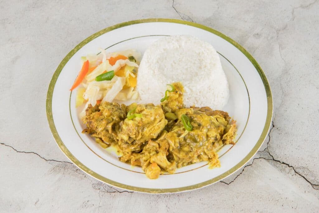 Curry Chicken (Bone-In)