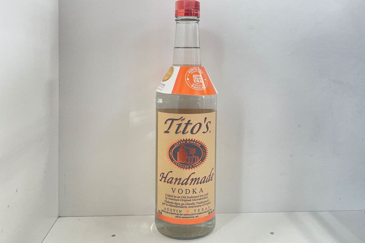 Titos Handmade Vodka (1 x 750 ml)