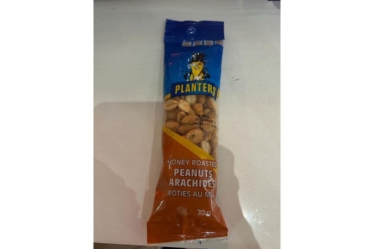 Planters and Honey Roasted Peanuts (70 g)