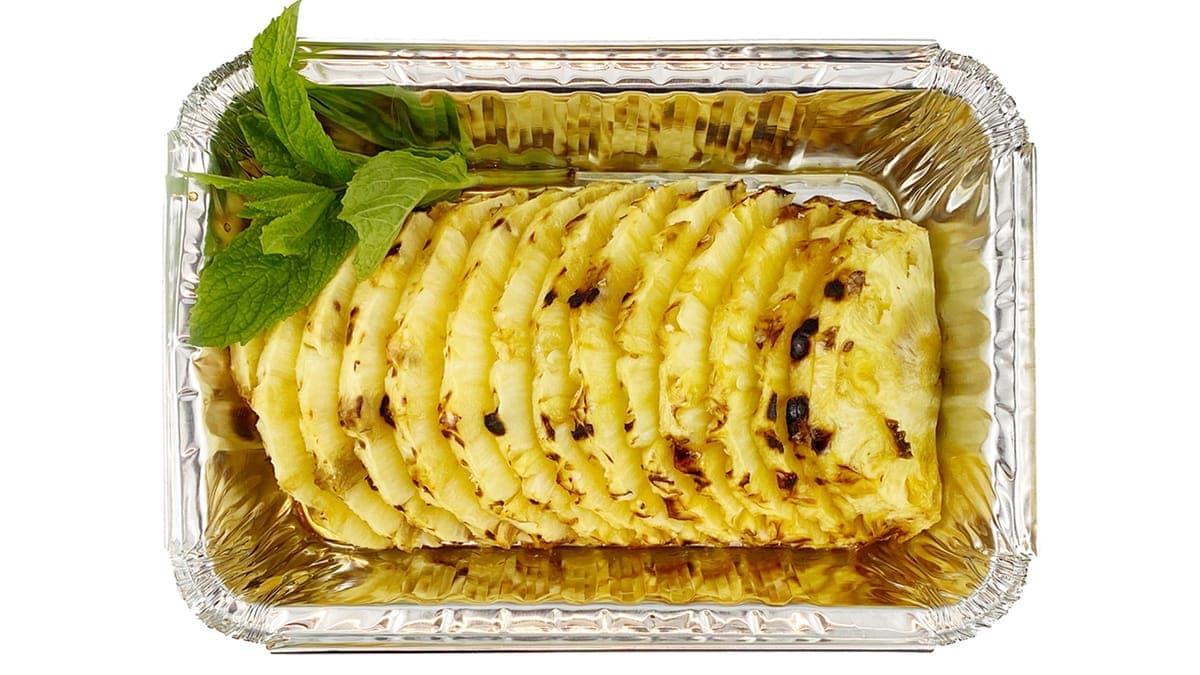 Half Barbecued Pineapple - Abacaxi Assado, Metade
