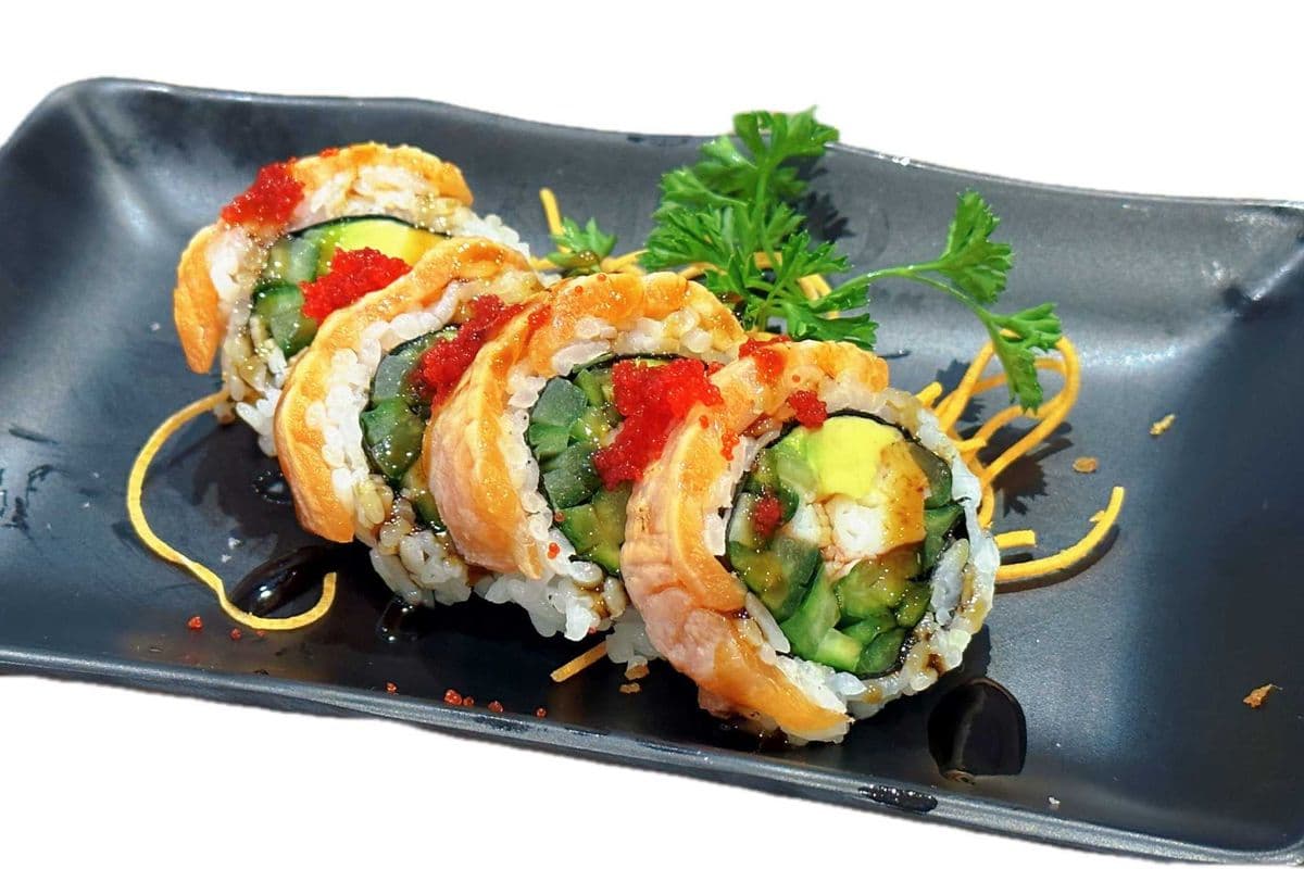 Saumon flambé(5mcx)/Torched Salmon(5pc)-Maki