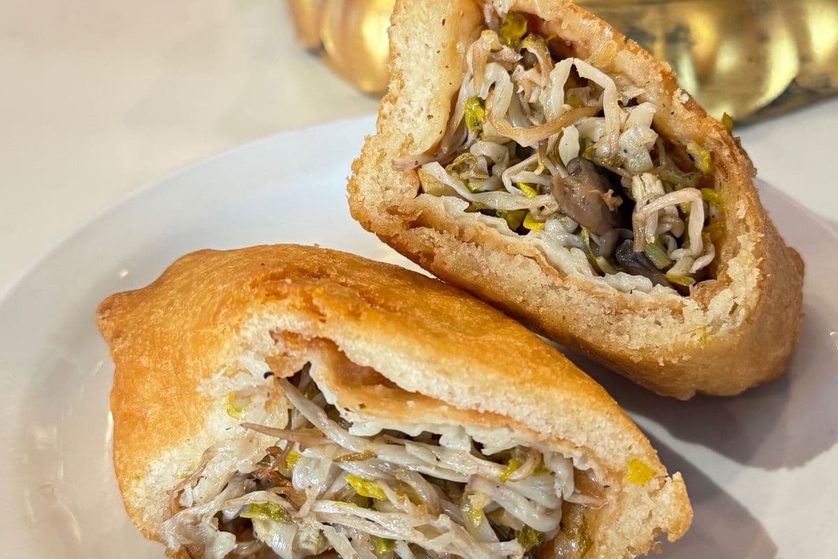 Egg Roll (1 pc)