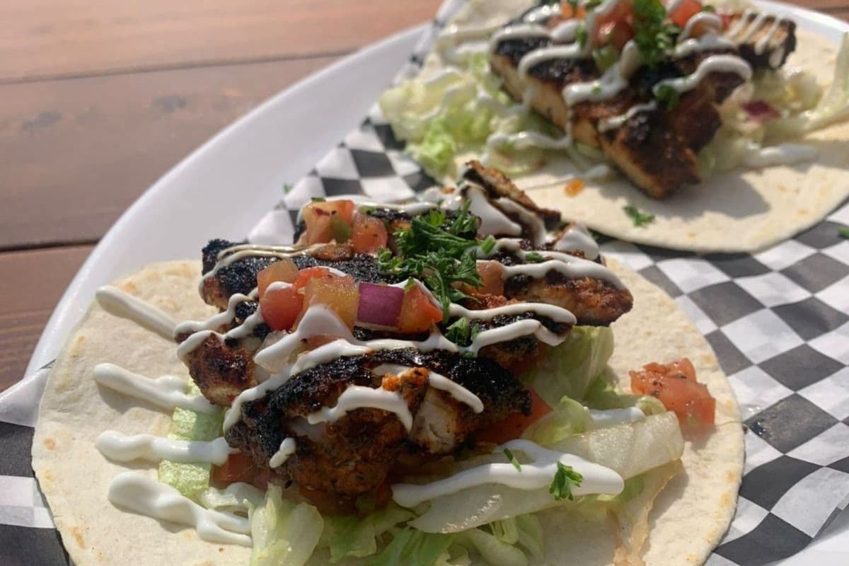 Blackened Chicken Tacos (2 Tacos)
