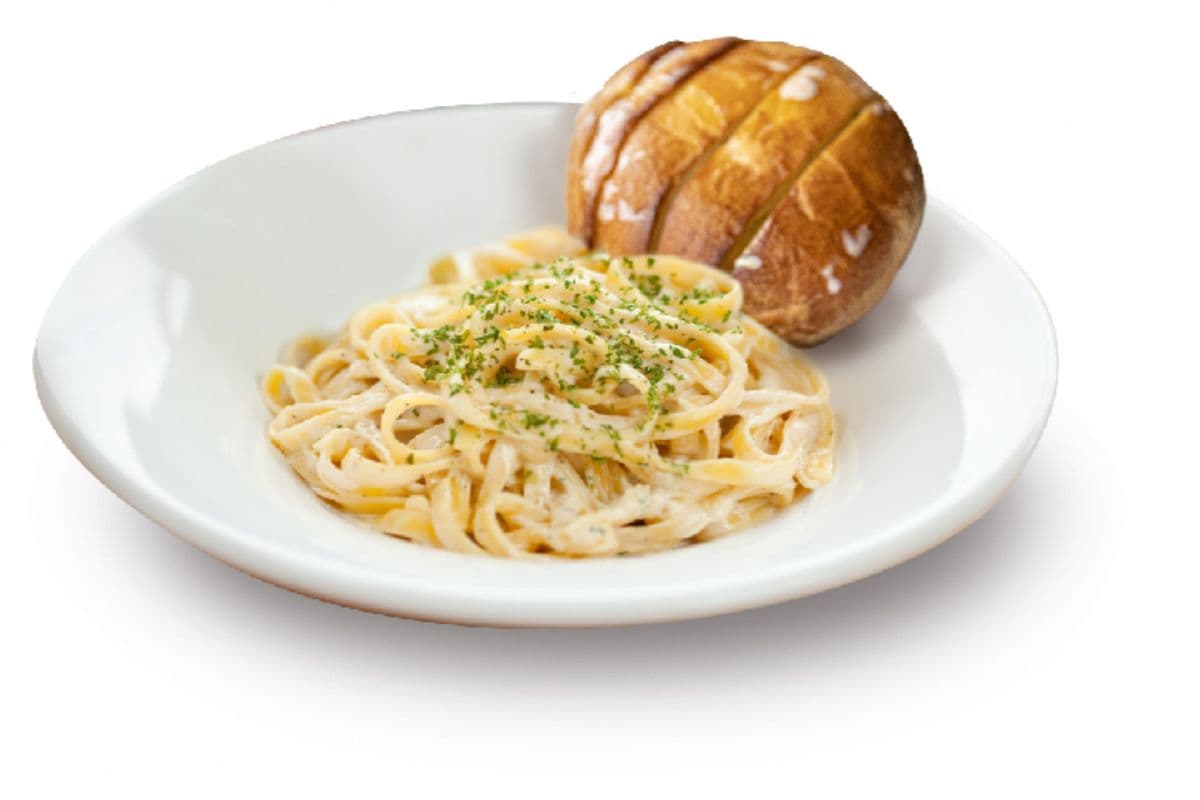 Fettuccine Alfredo